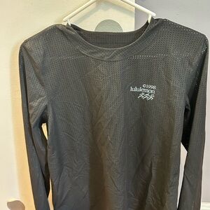 lululemon athletica Black Long Sleeve Tee